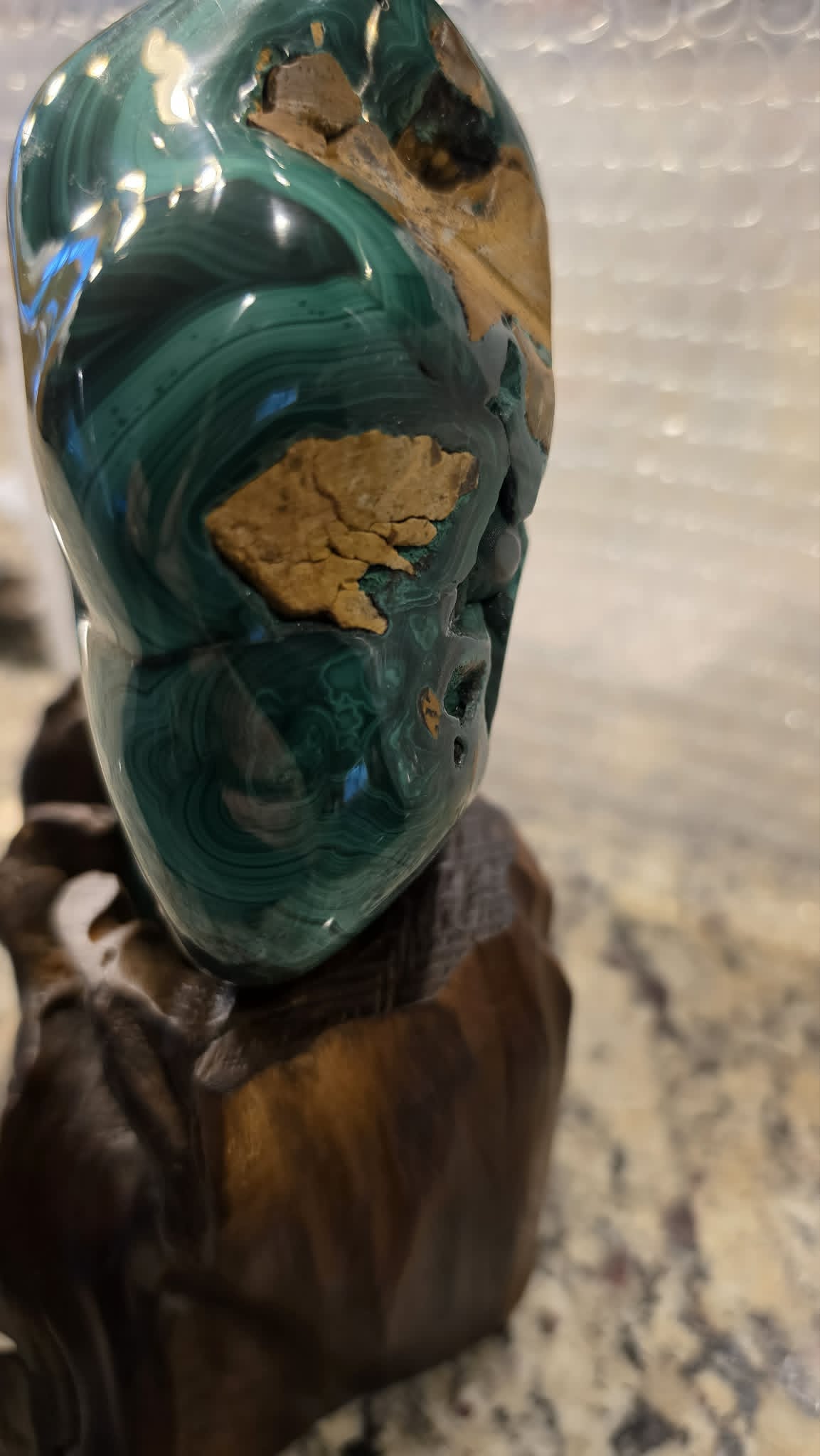 Malachite free form with stand