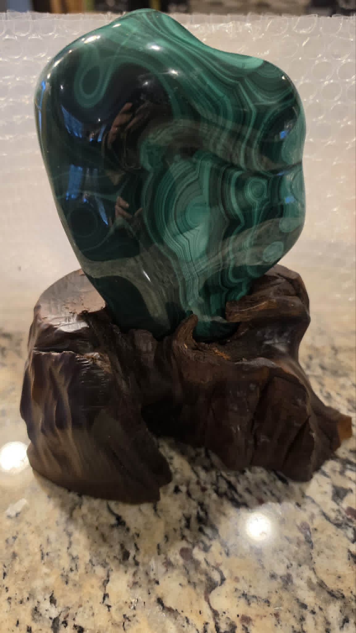 Malachite free form with stand
