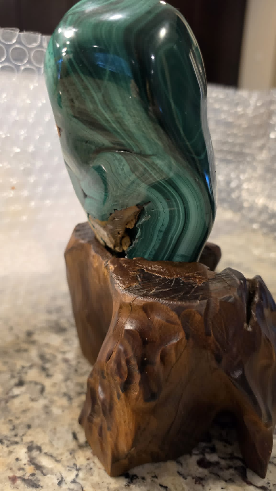 Malachite free form with stand