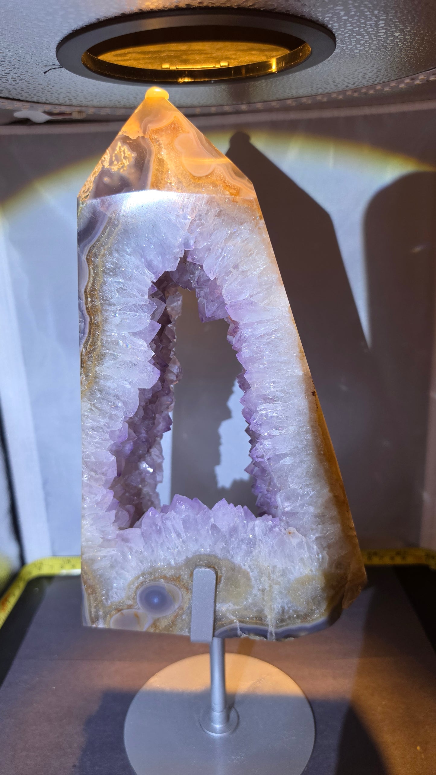 Amethyst portal with stand
